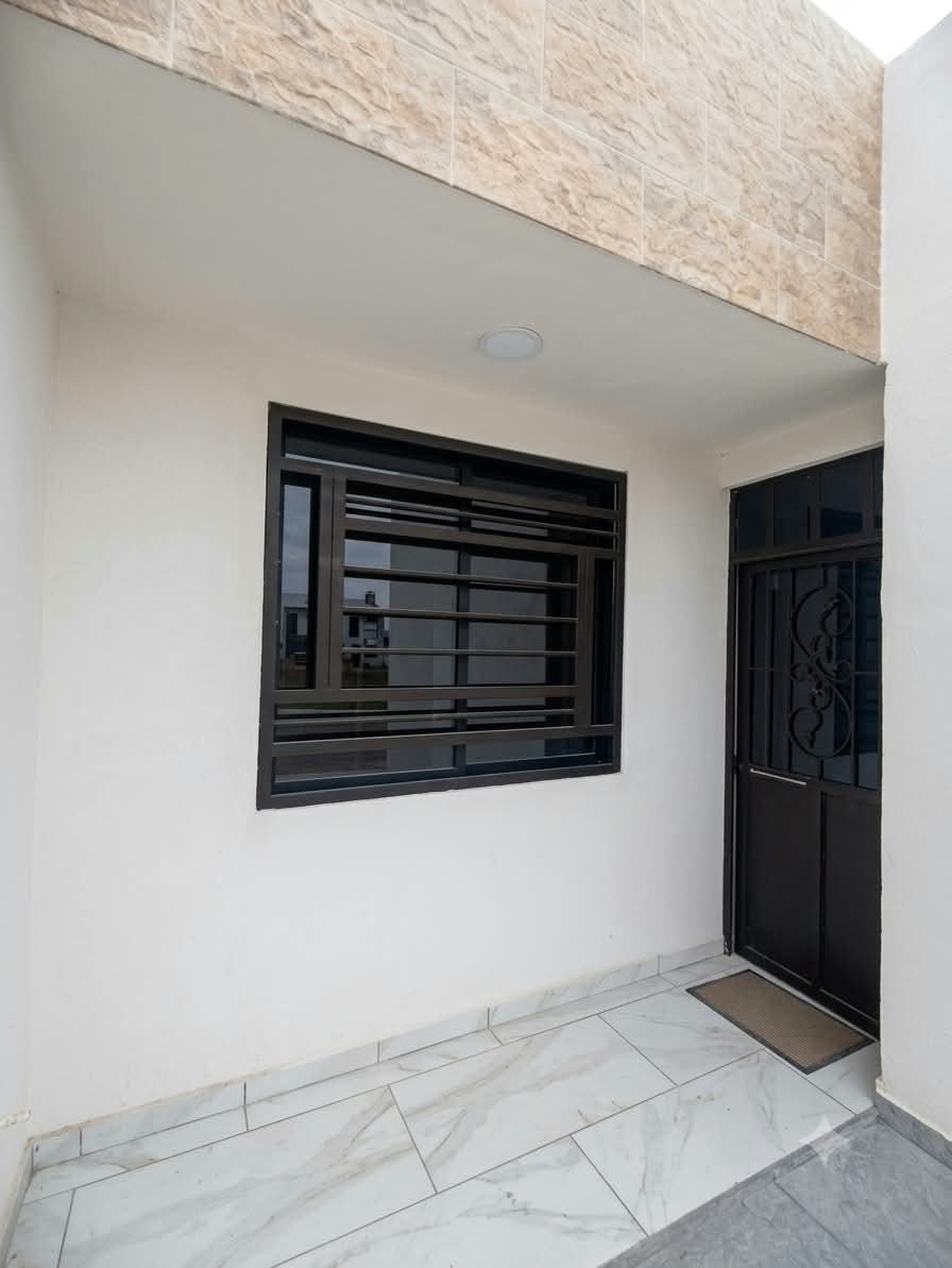 Acceso exterior de la vivienda
